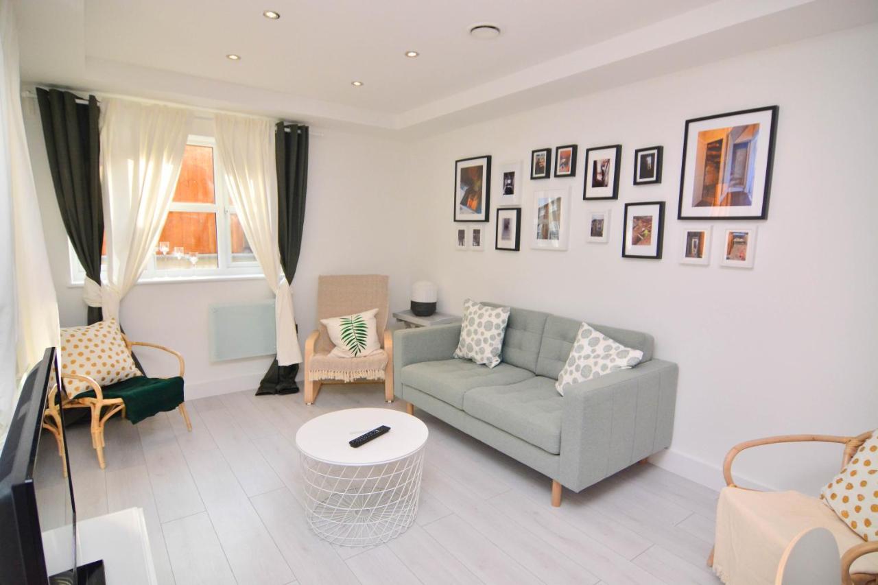 Apartment Wharf - Macarena Apartments London Exterior photo